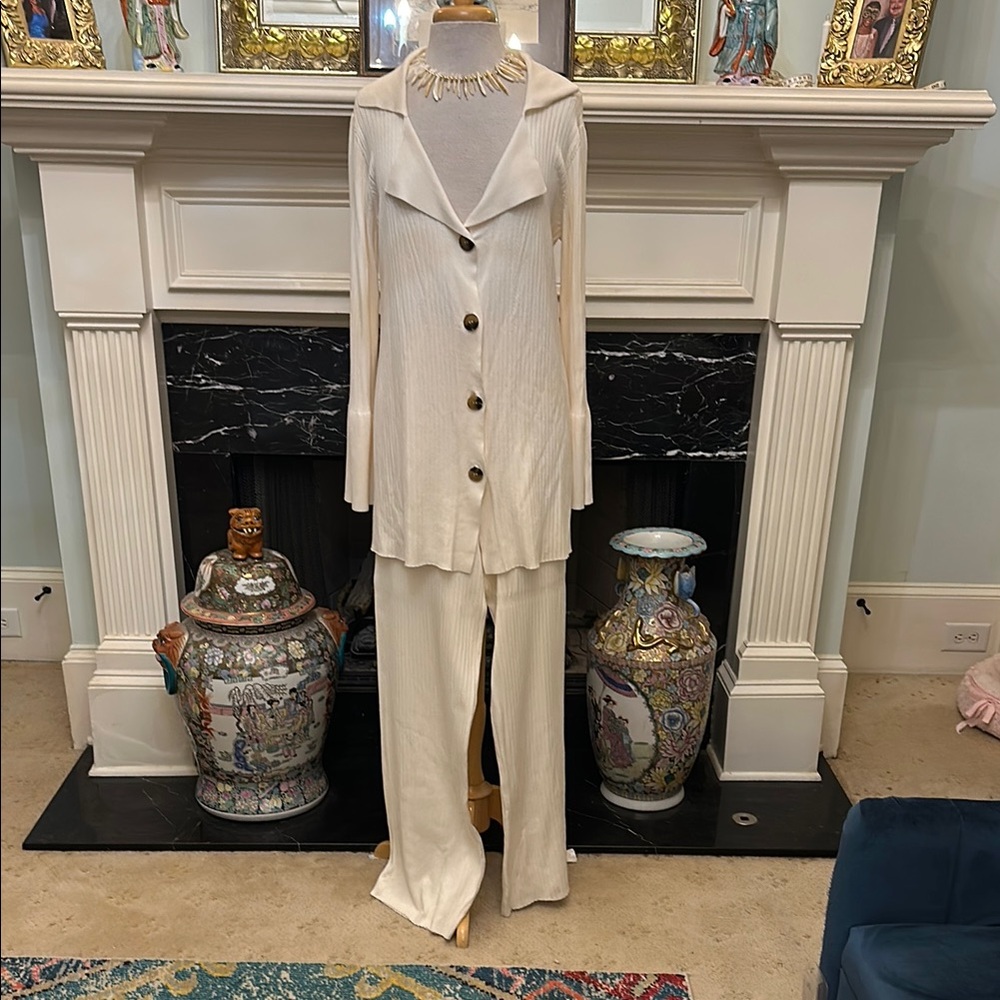 NWT “Pink Rose” amazing cream sweater pant suit!..
